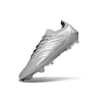 Crampons Adidas Predator Argent