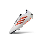 Crampons Adidas Predator Blanc et noir