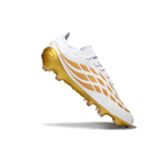 Crampons Adidas Predator Blanc et Or