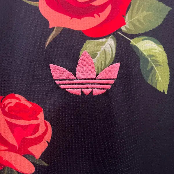 Japon Concept Roses Black
