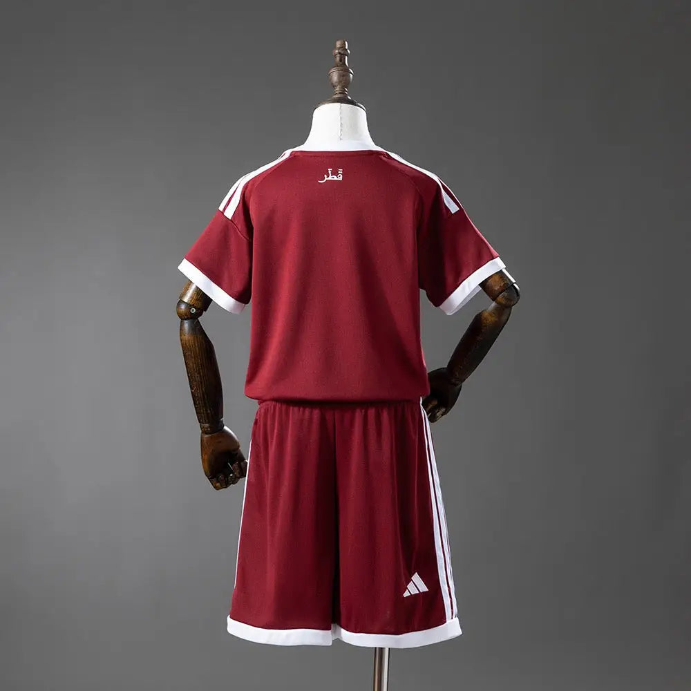 Kit enfant Qatar Coupe du Monde 2026 Domicile