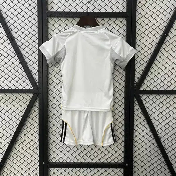 Kit enfant Real Madrid Domicile 25/26
