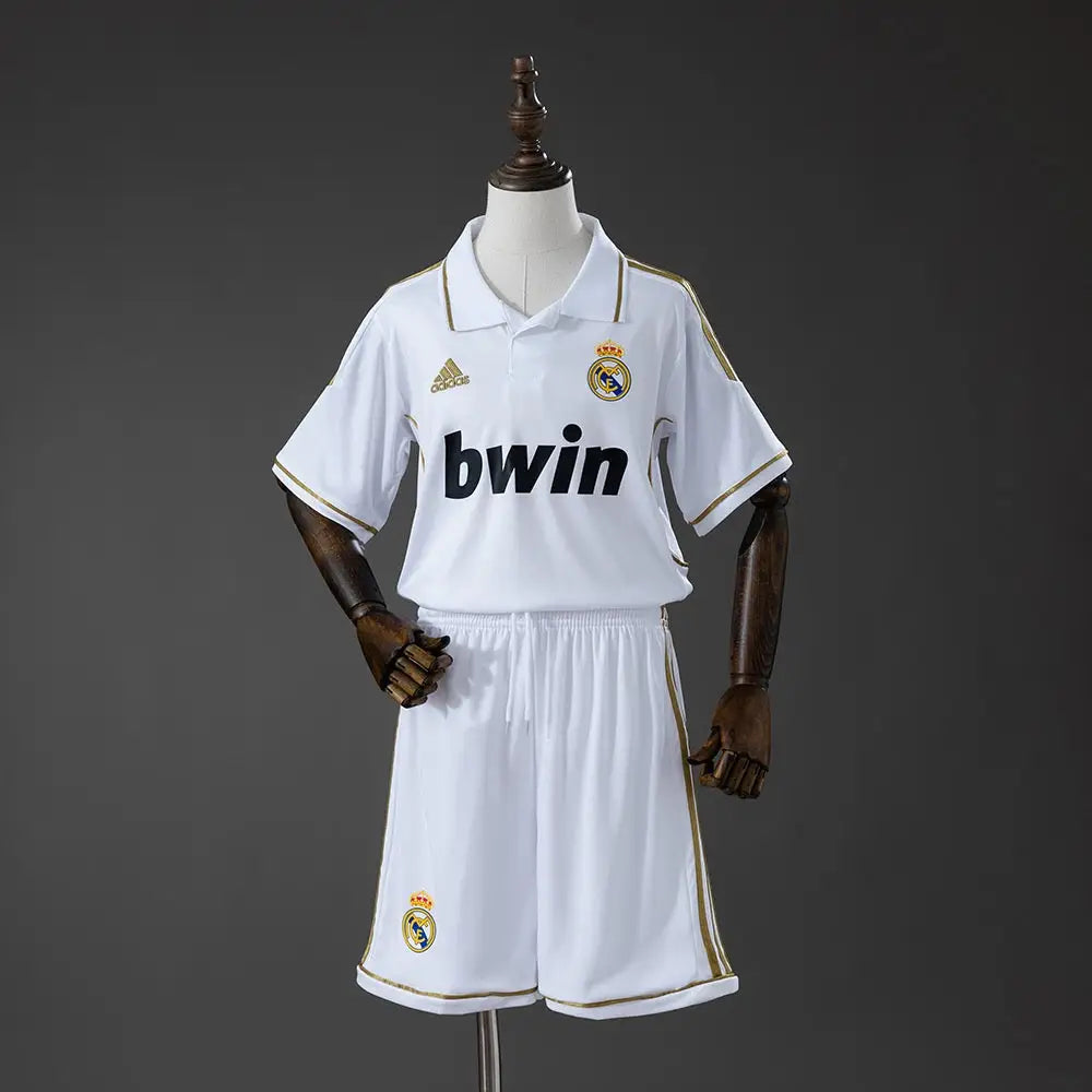 Kit enfant Real Madrid Retro 2011 Domicile