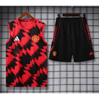 Kit Entraînement Manchester United Noir & Rouge Rayé 2025/2026