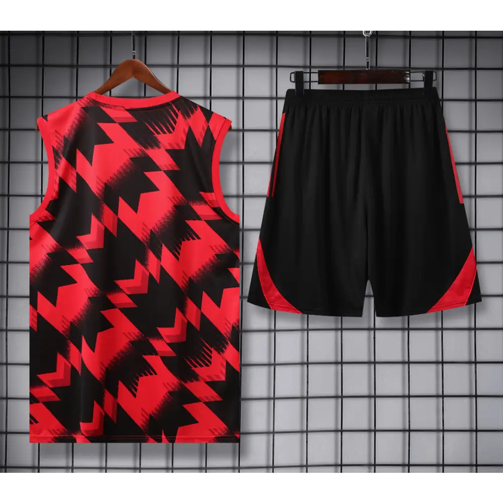 Kit Entraînement Manchester United Noir & Rouge Rayé 2025/2026