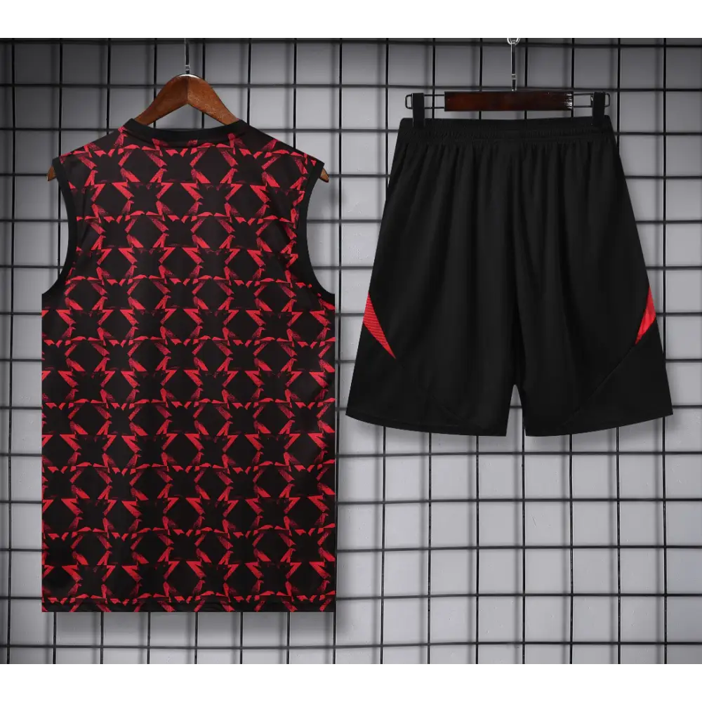 Kit Entraînement Manchester United Noir & Rouge Tâché 2025/2026