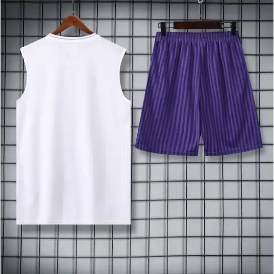 Kit Entraînement Real Madrid Blanc & Violet 2025/2026