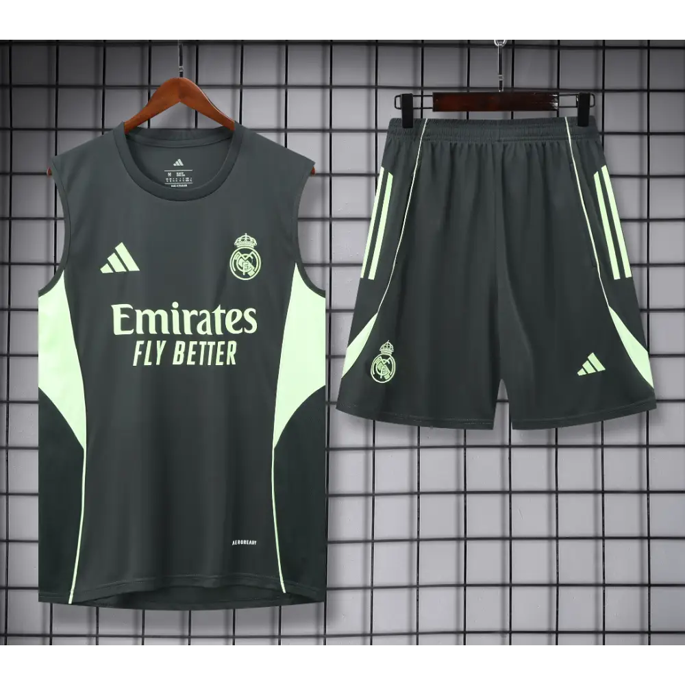 Kit Entraînement Real Madrid Gris 2025/2026