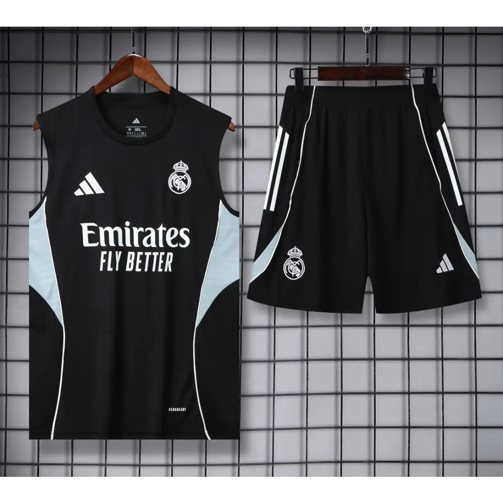 Kit Entraînement Real Madrid Noir 2025/2026