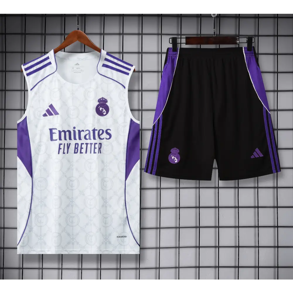 Kit Entraînement Real Madrid Noir & Blanc 2025/2026