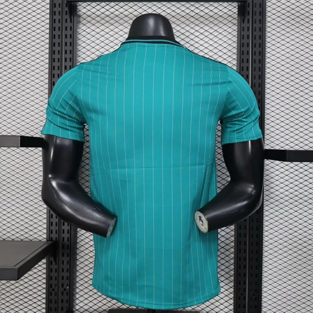 Maillot Liverpool Concept vert Version Joueur 2025/2026