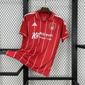 Maillot Notthingham forest domicile 2025/2026