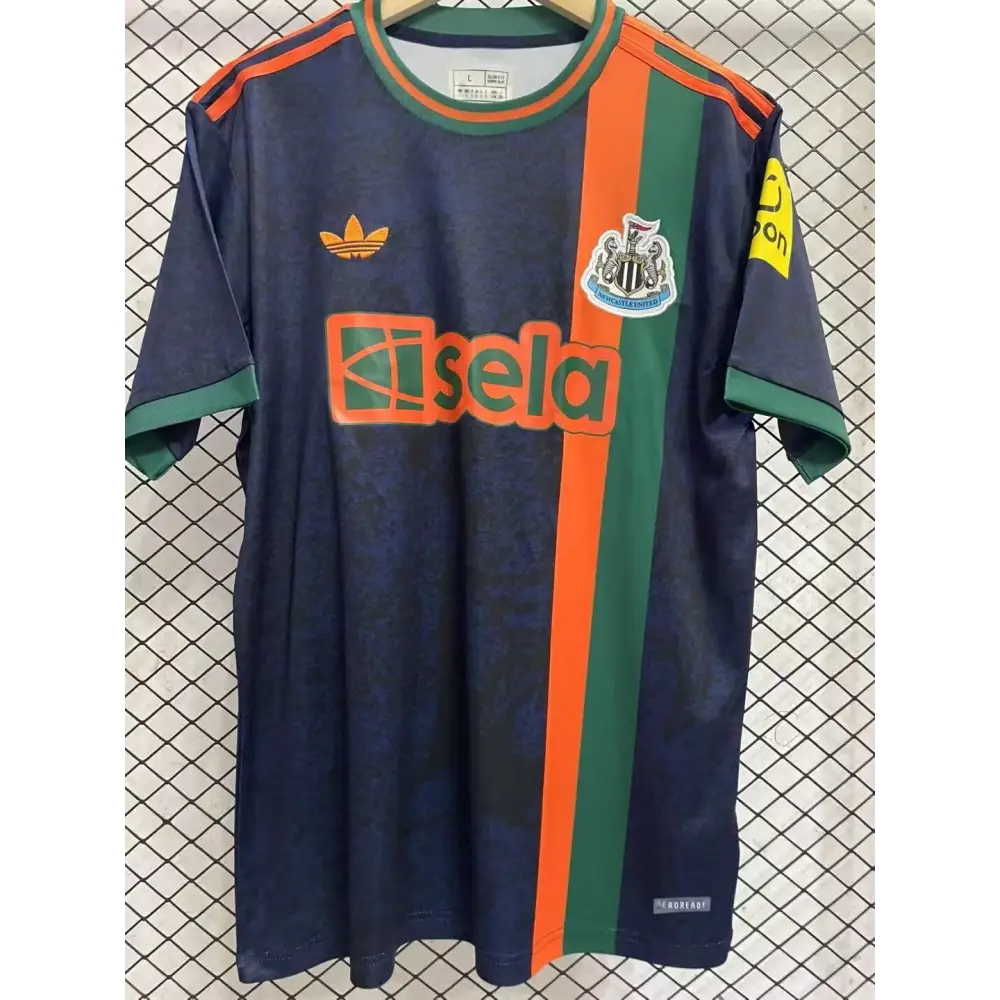 Newcastle Utd Third 2025/2026