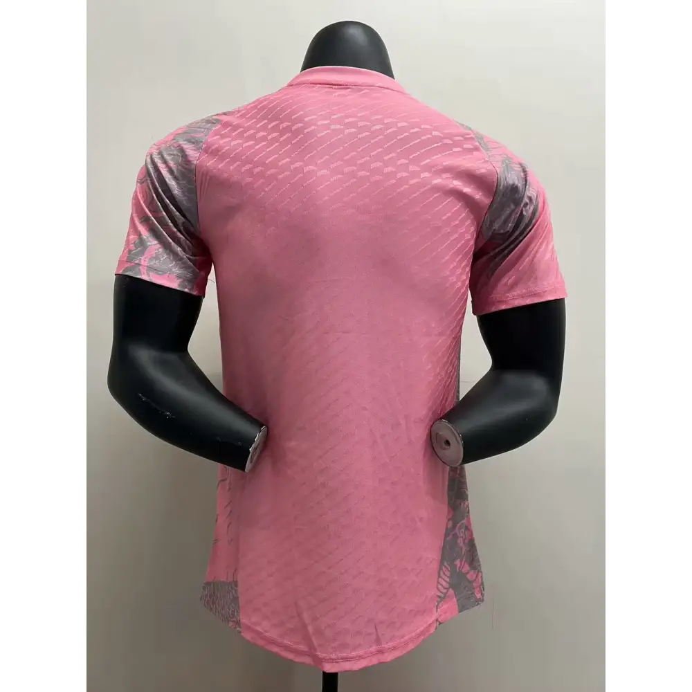 Real Madrid Rose Dragon Version Joueur 2025/2026