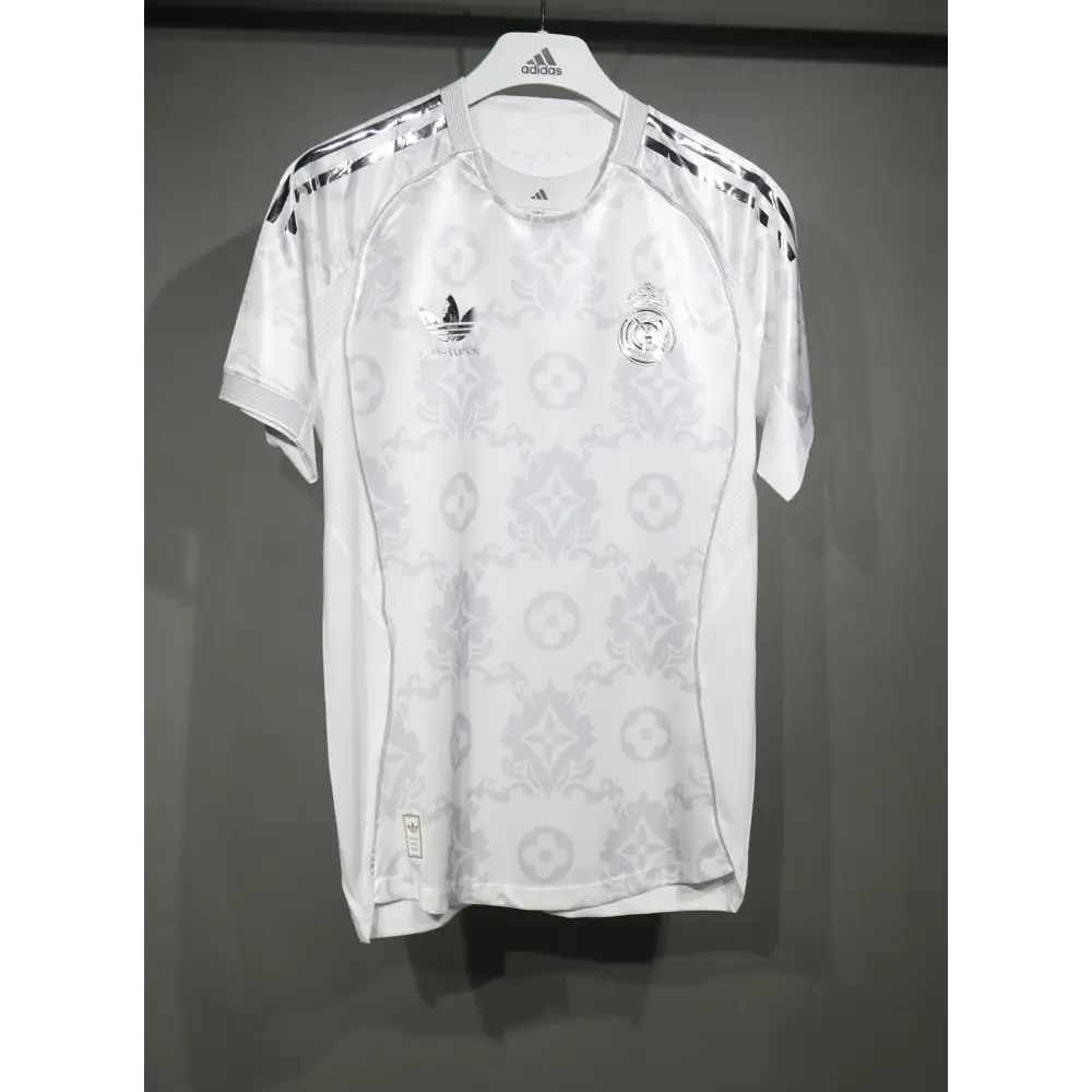 Real Madrid Spécial Edition Blanc 2025/2026